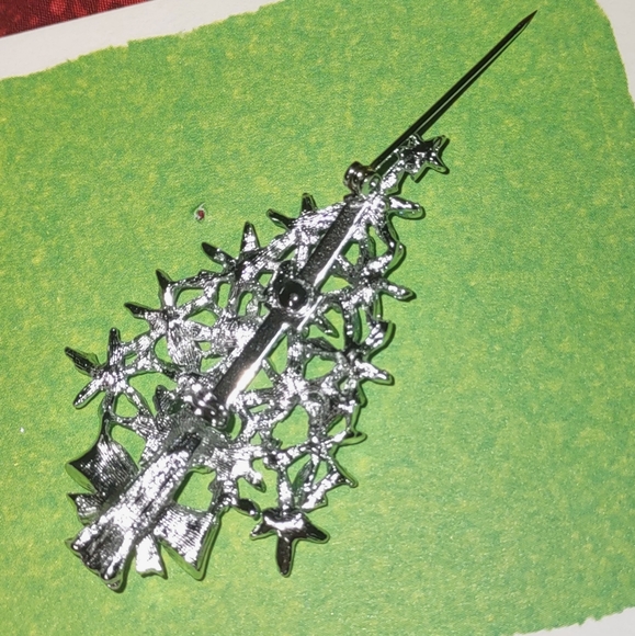 Crystal Christmas Tree Brooch - Picture 7 of 11